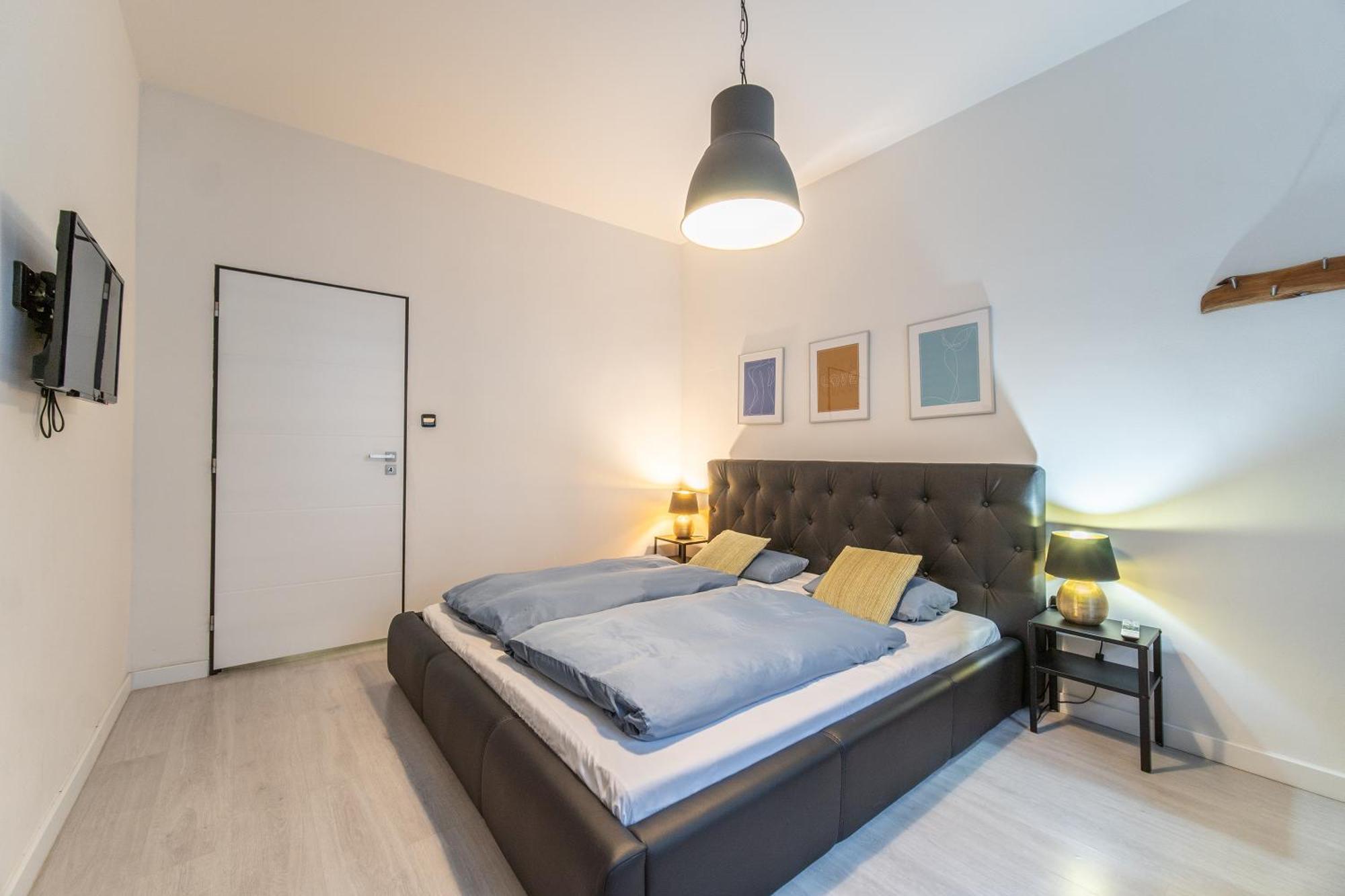Sunny Central Apartment On Wenceslas Square By Easybnb براغ المظهر الخارجي الصورة