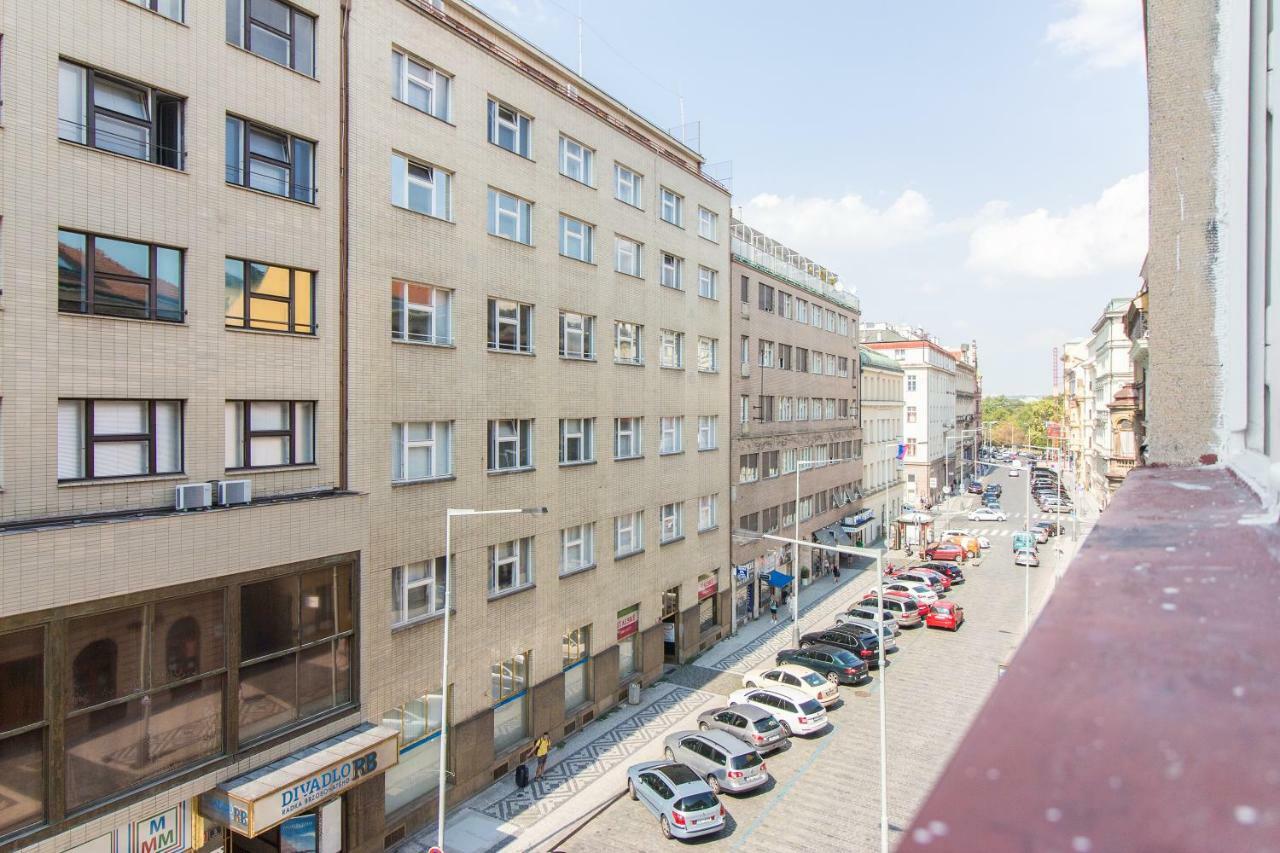 Sunny Central Apartment On Wenceslas Square By Easybnb براغ المظهر الخارجي الصورة